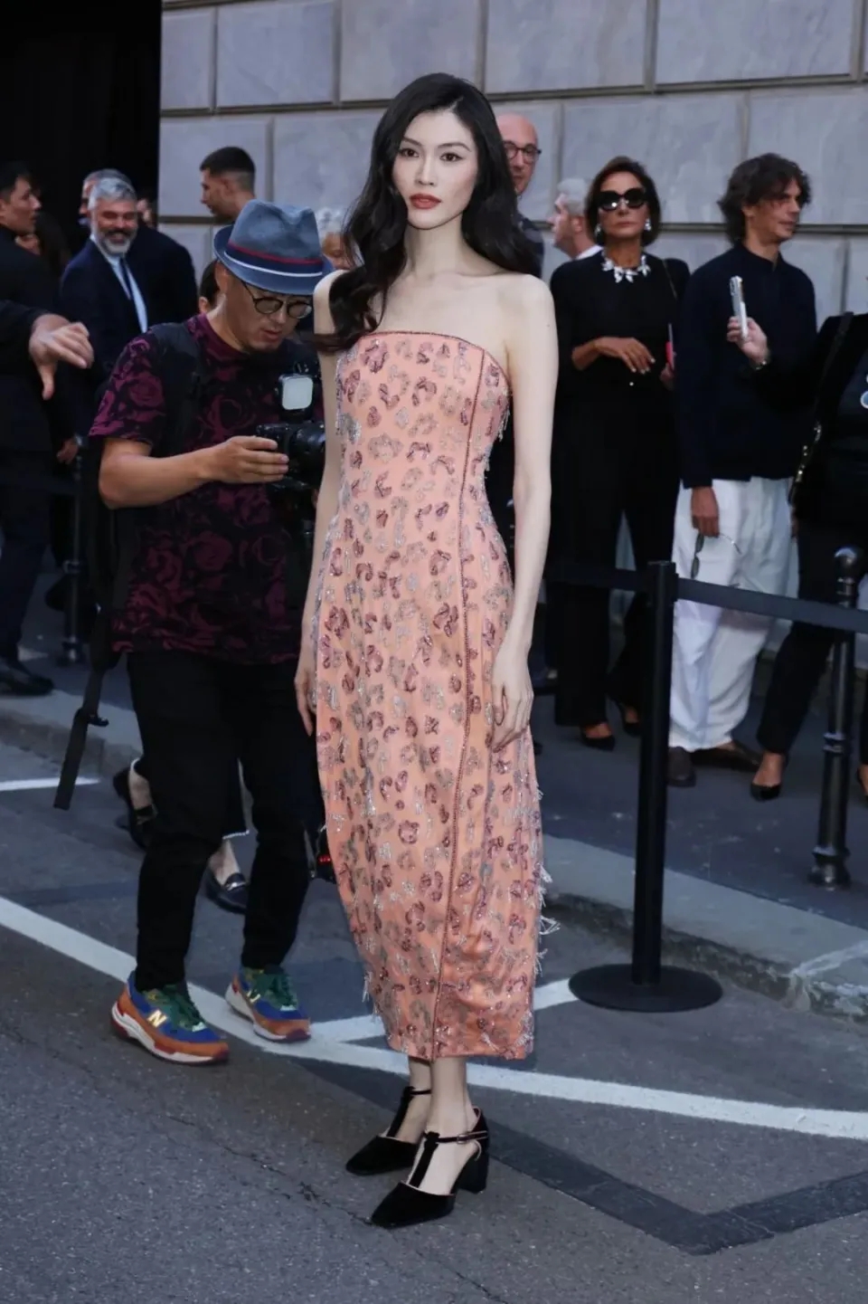 计算光刻,一块价值20亿美元的蛋糕”摩尔定律预言了芯片技术的发展轨迹