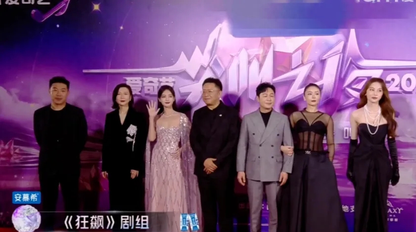 玛丽的新片《饺子女王》已经拍完了,“一手烂,一手炸王”