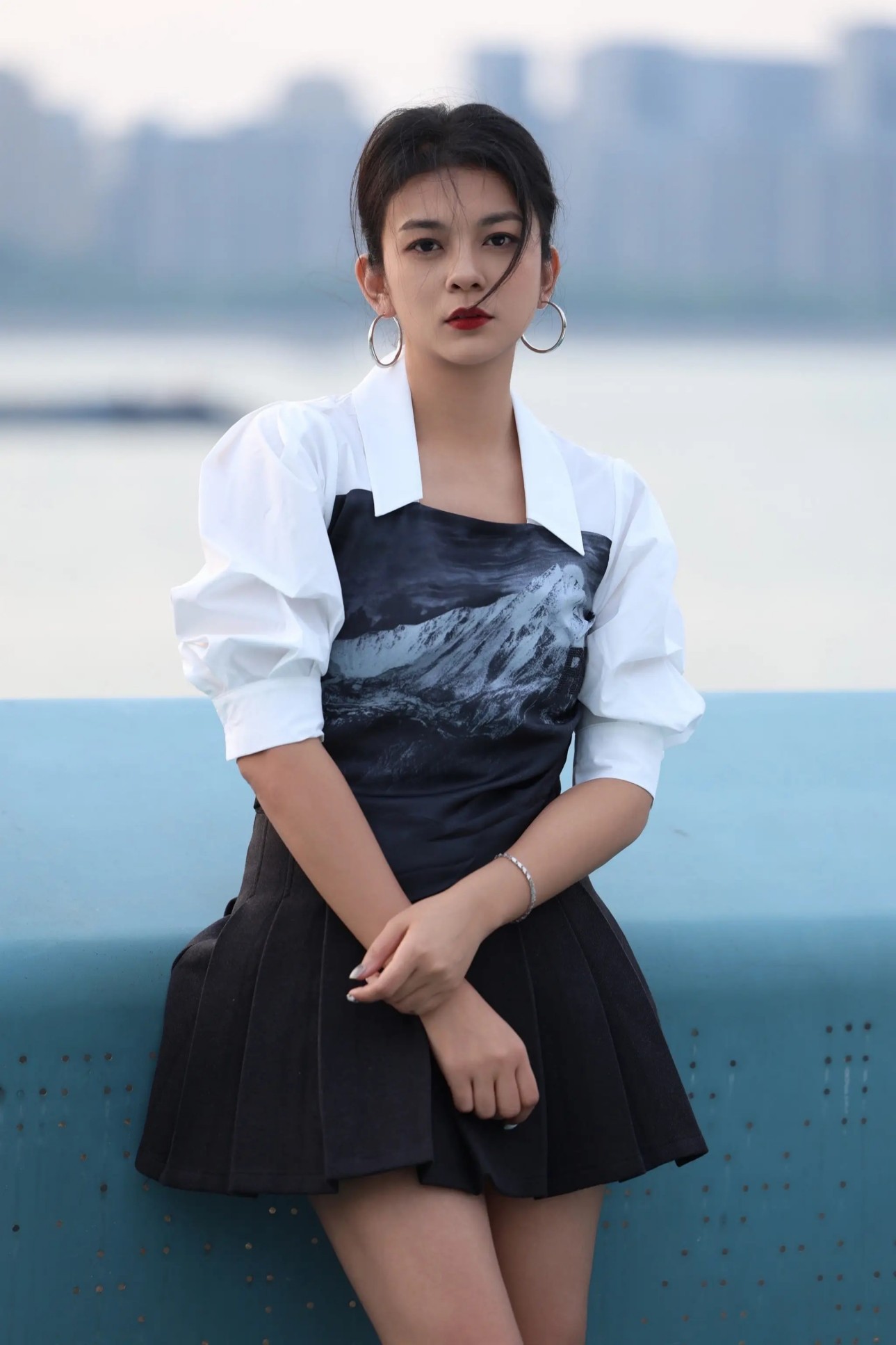普京:乌军持续后撤,战略主动权在俄军手中!必须确保所有目标无条件实现!格拉西莫夫:俄在所有方向实施进攻