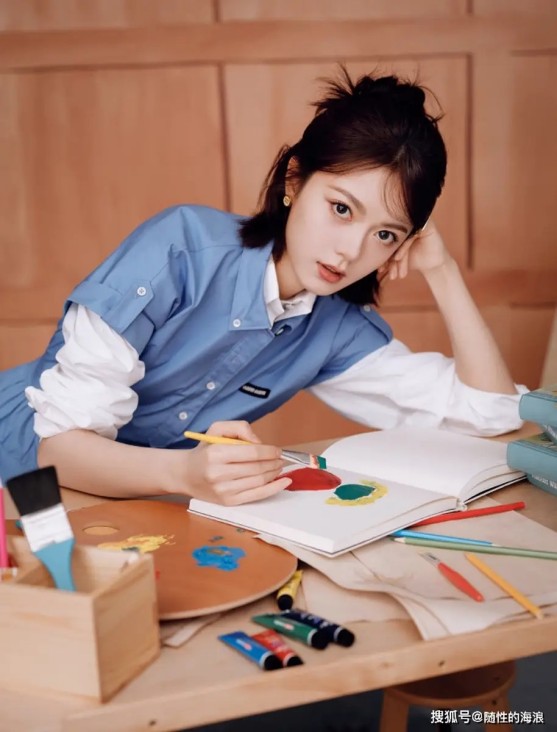 第一批“春节主理人”00后：不是年味淡了，是我们开始自己定义年