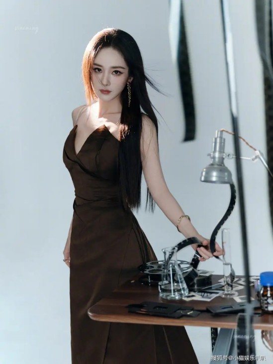 春节档武侠大片《镖人》上映第9天累计票房破9亿 暂居2026年度内地票房榜第三