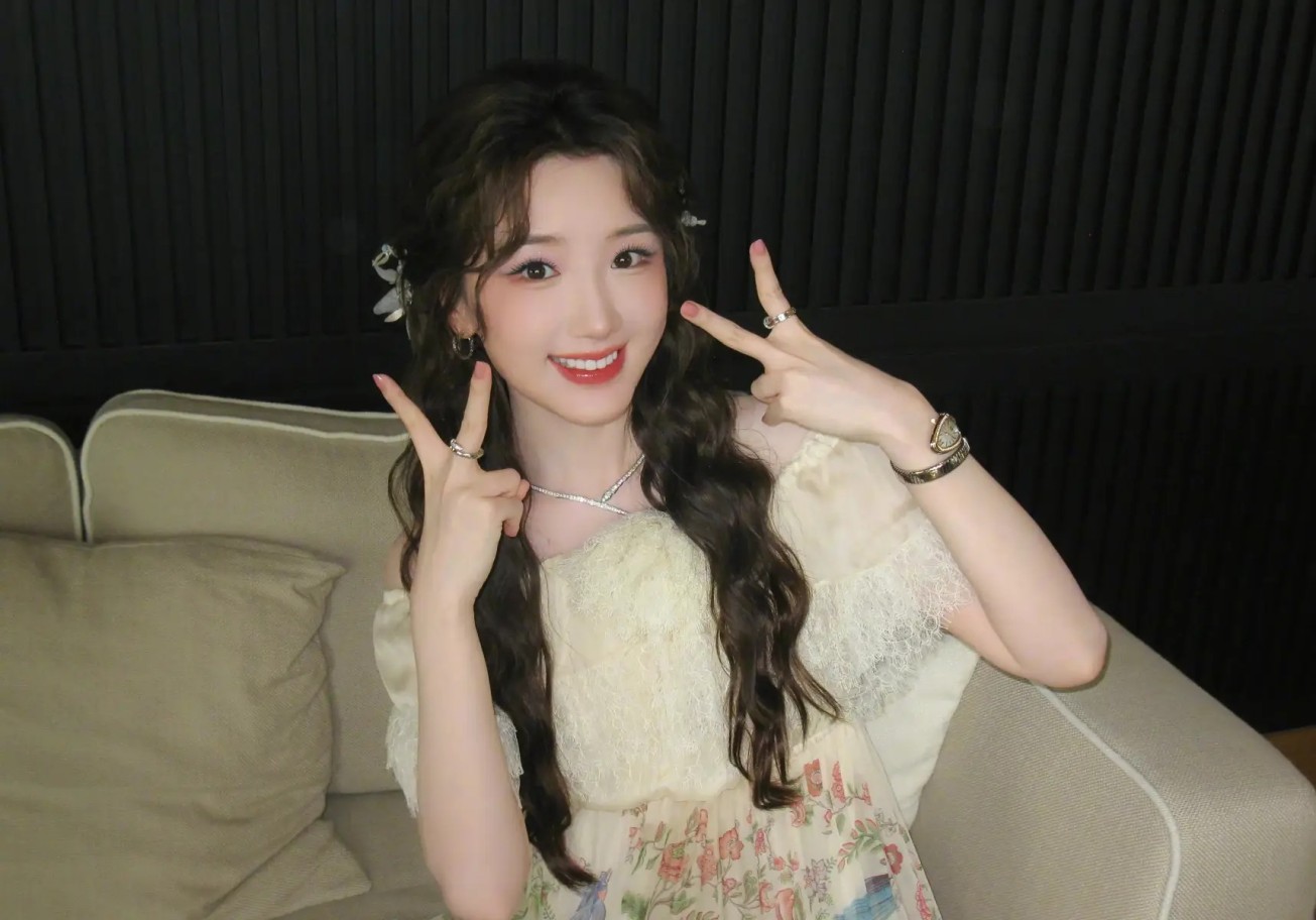 噩耗突至！69岁好莱坞星二代女星家中骤逝，出身顶级演艺世家，双亲皆是传奇影星，具体死因至今未公开